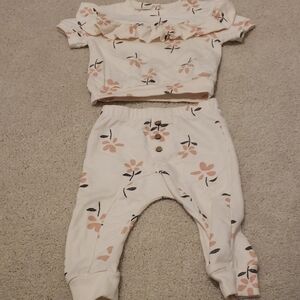 Jessica Simpson Cream and Pink Floral Baby Matching Set